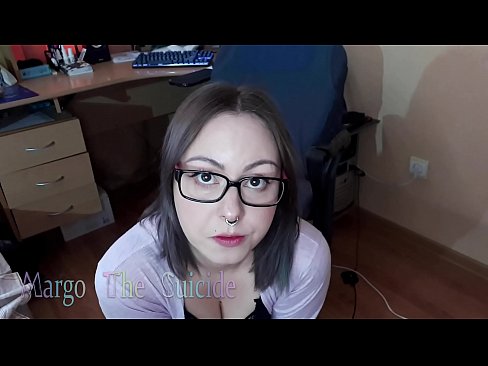 ❤️ Nwatakịrị nwanyị sexy nwere ugegbe na-eme Dildo nke ukwuu na igwefoto ️❌ Ihe gba ọtọ ❌️